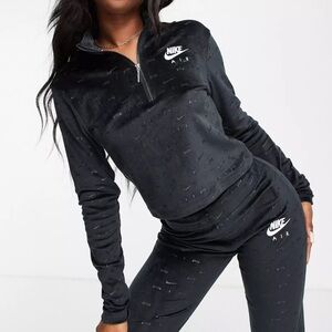 Nike Air Cropped Quarter Zip Sweatshirt - Black